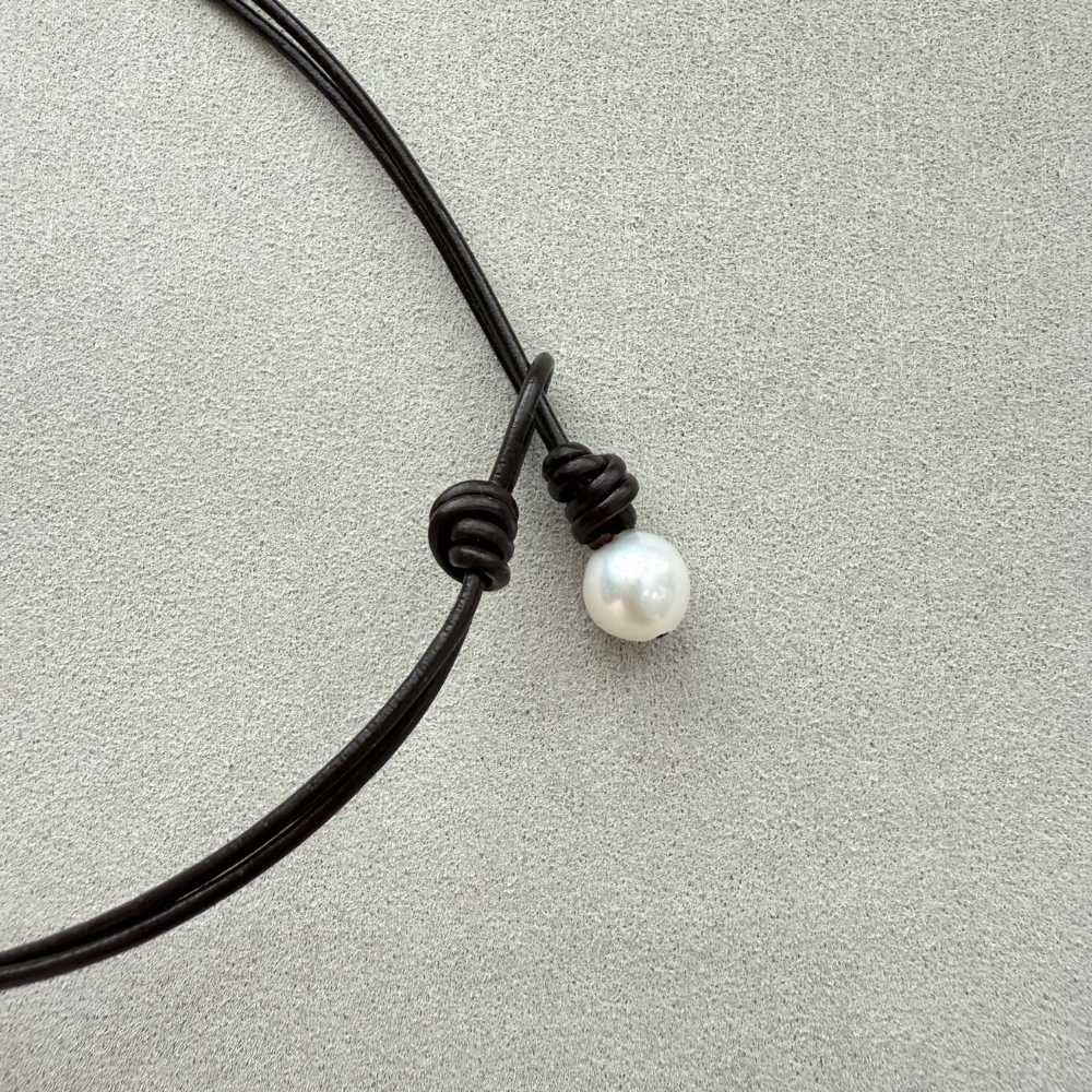 Riverbend Leather & Pearl Necklace - Western Style