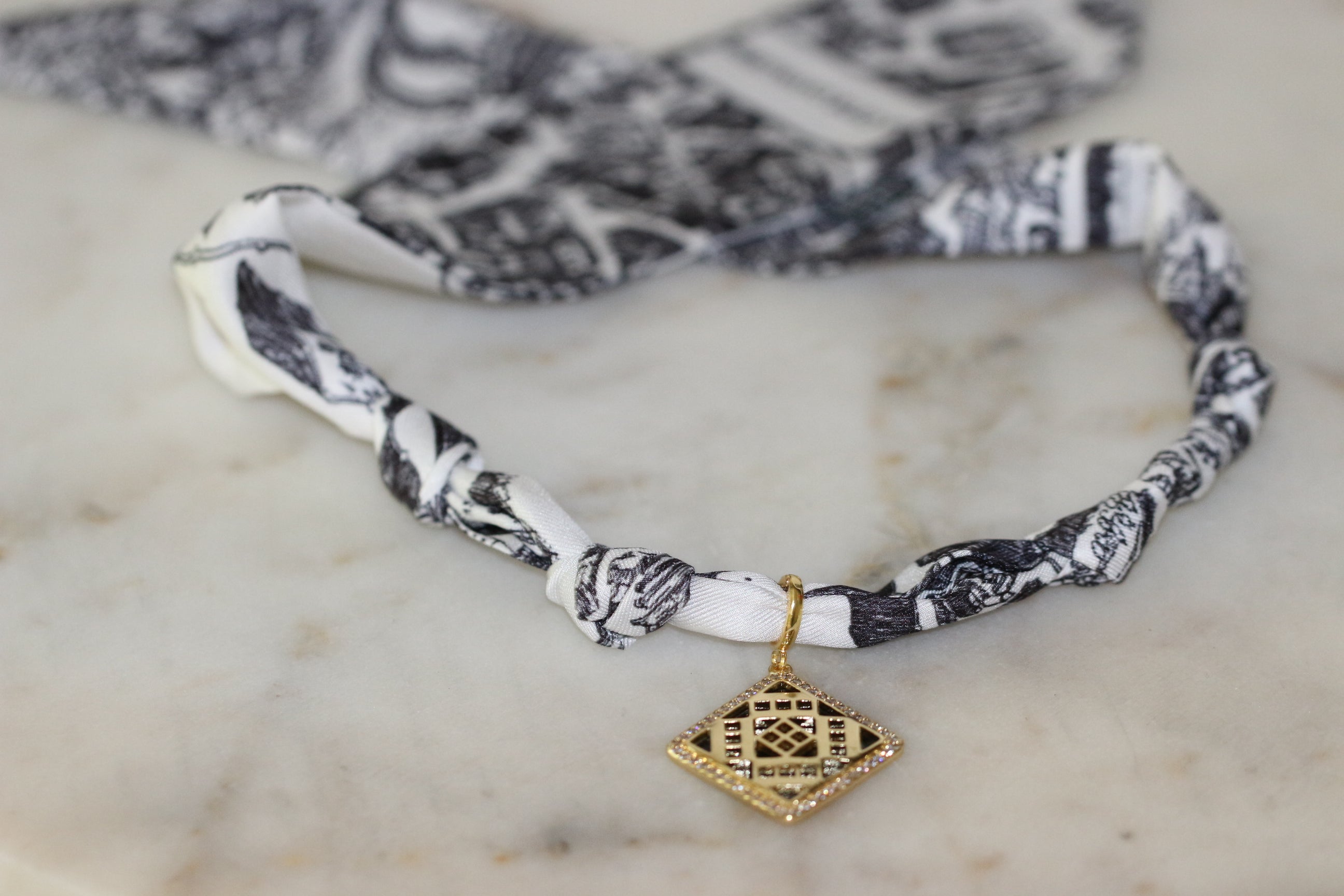 Metropolitan Luxe Scarf Necklace