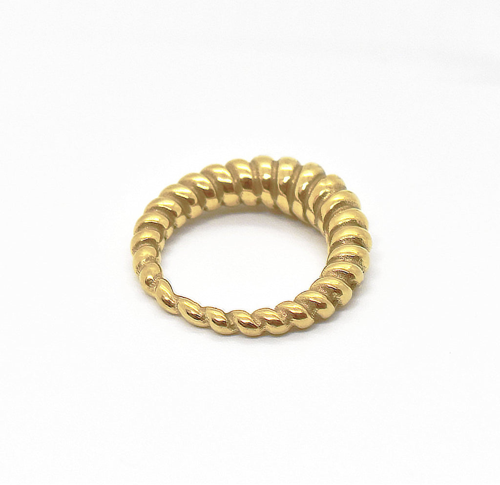 CAMRON THIN GOLD CROISSANT RING