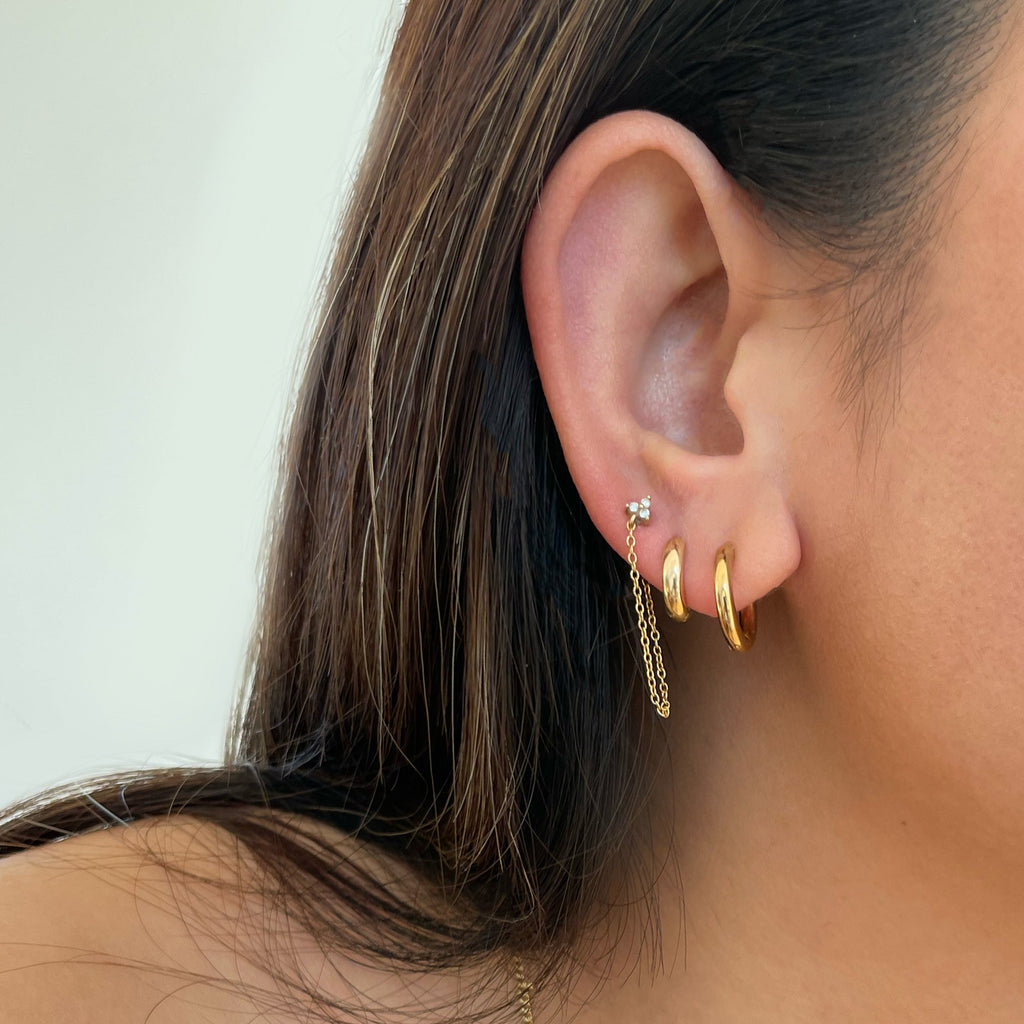 ROSIE DAINTY GOLD FLOWER CHAIN EARRING