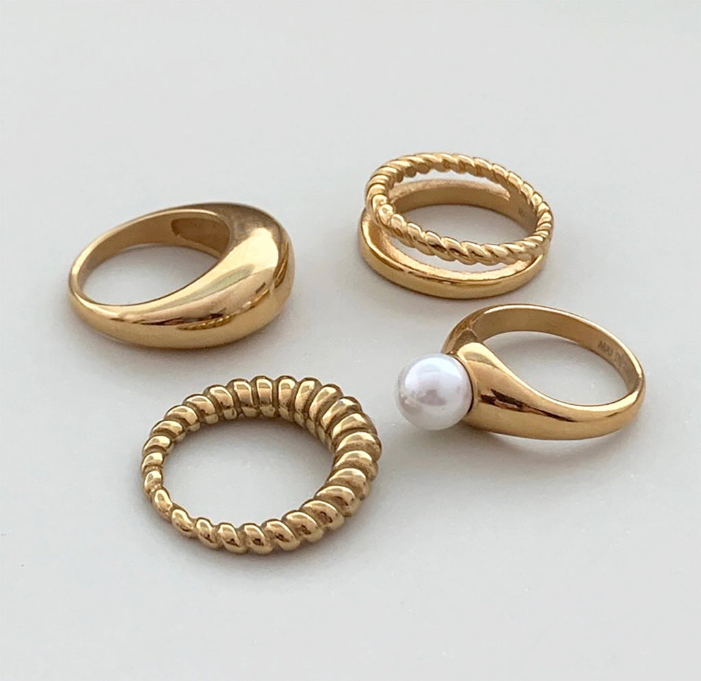 CAMRON THIN GOLD CROISSANT RING