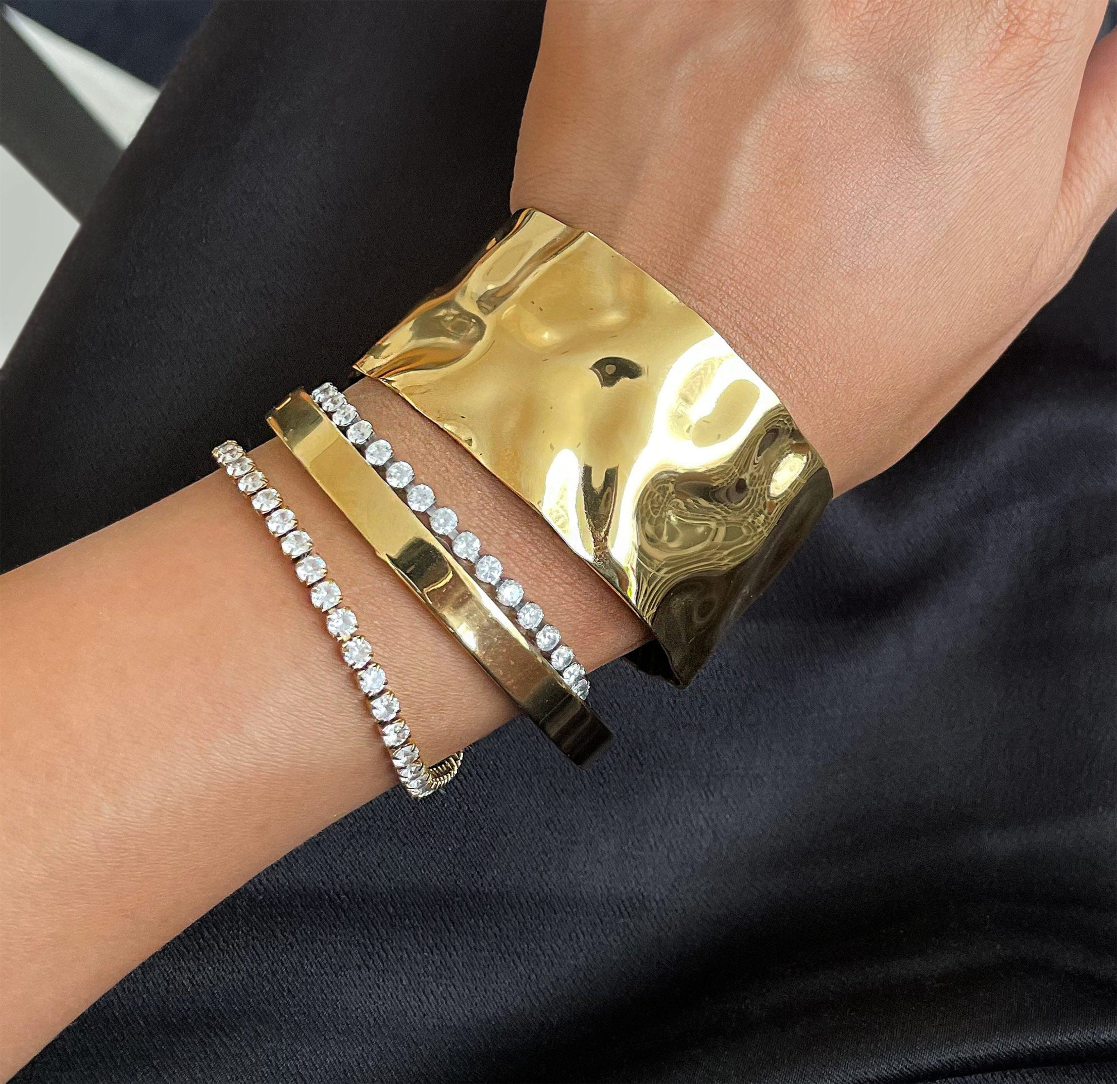 LEONA GOLD HAMMERED CUFF BRACELET